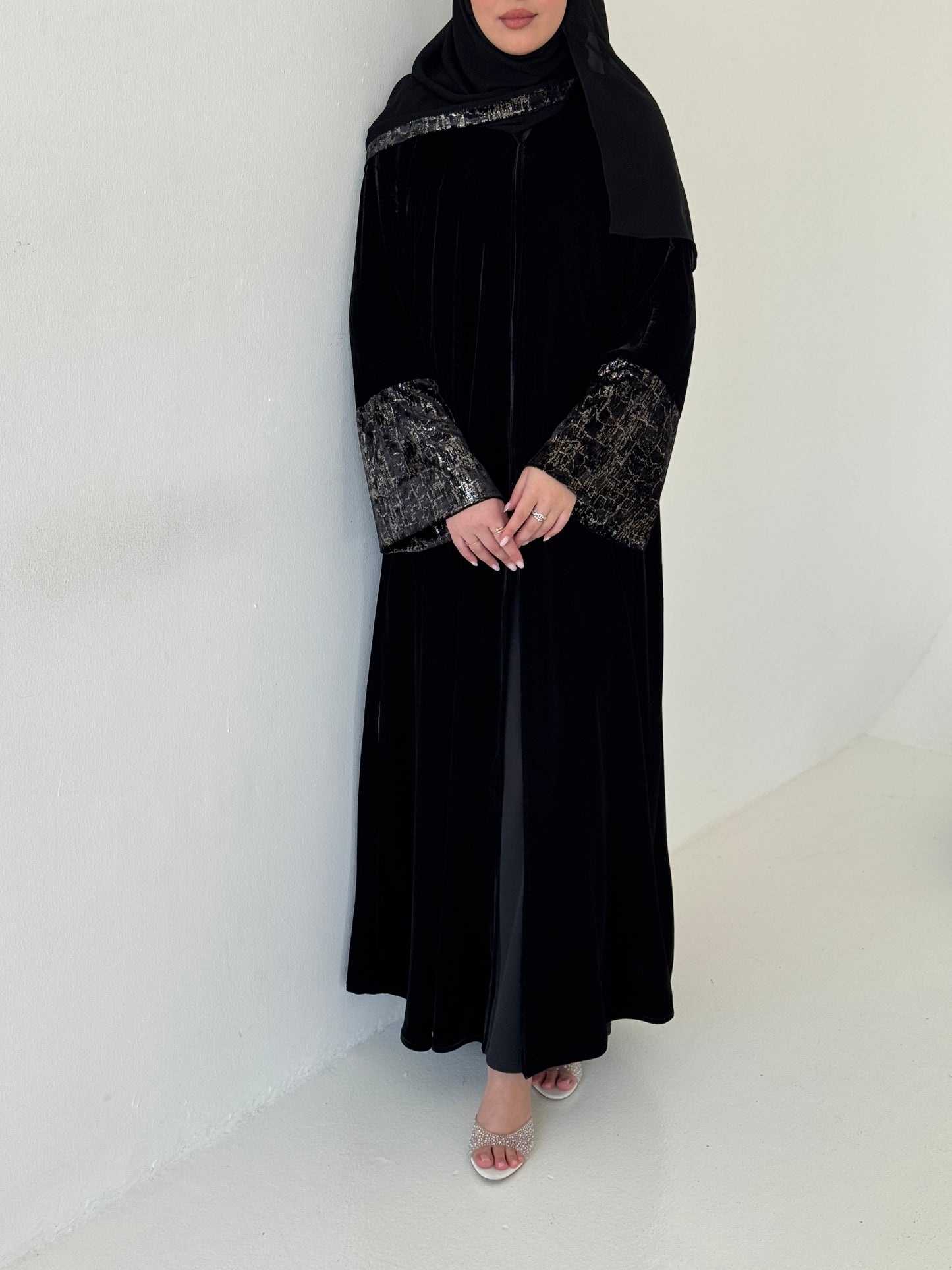 FAB244-Silver Metallic Black Velvet Abaya with Metallic pipping headscarf