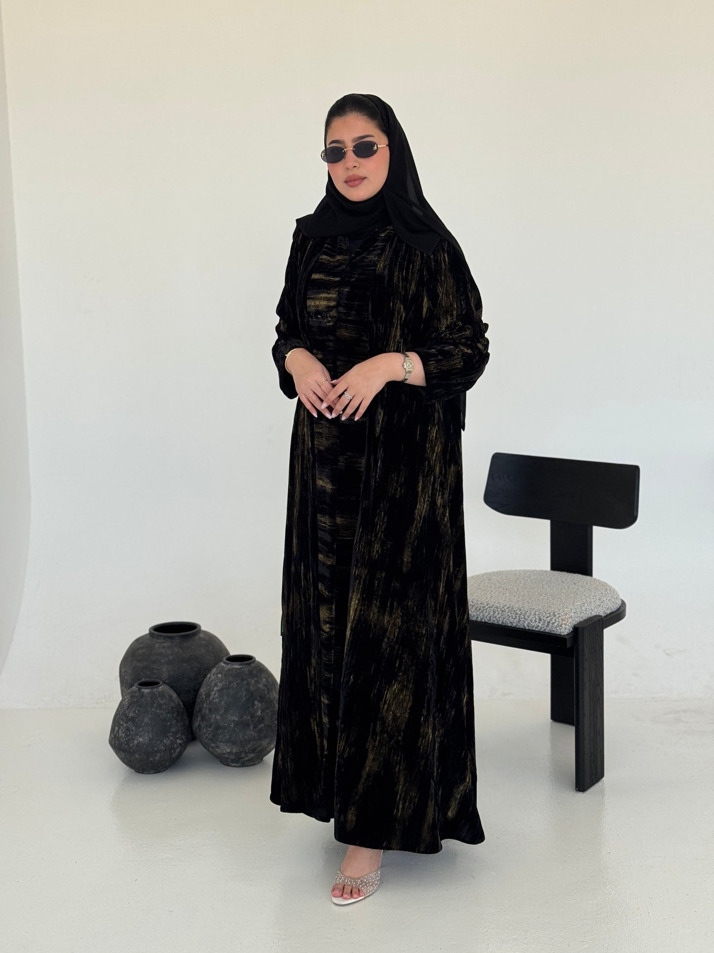 FAB234- Black & Gold Marble Velvet A-Cut Abaya