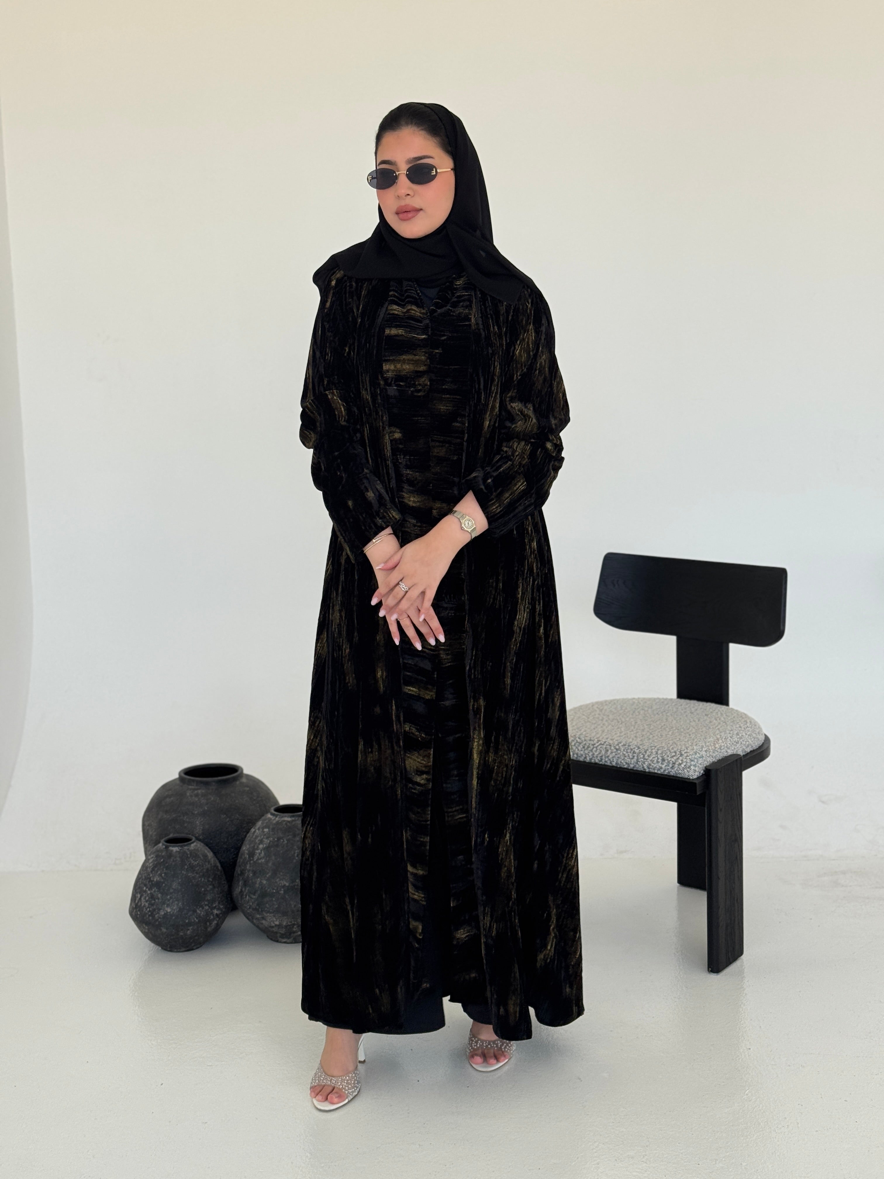 FAB234- Black & Gold Marble Velvet A-Cut Abaya