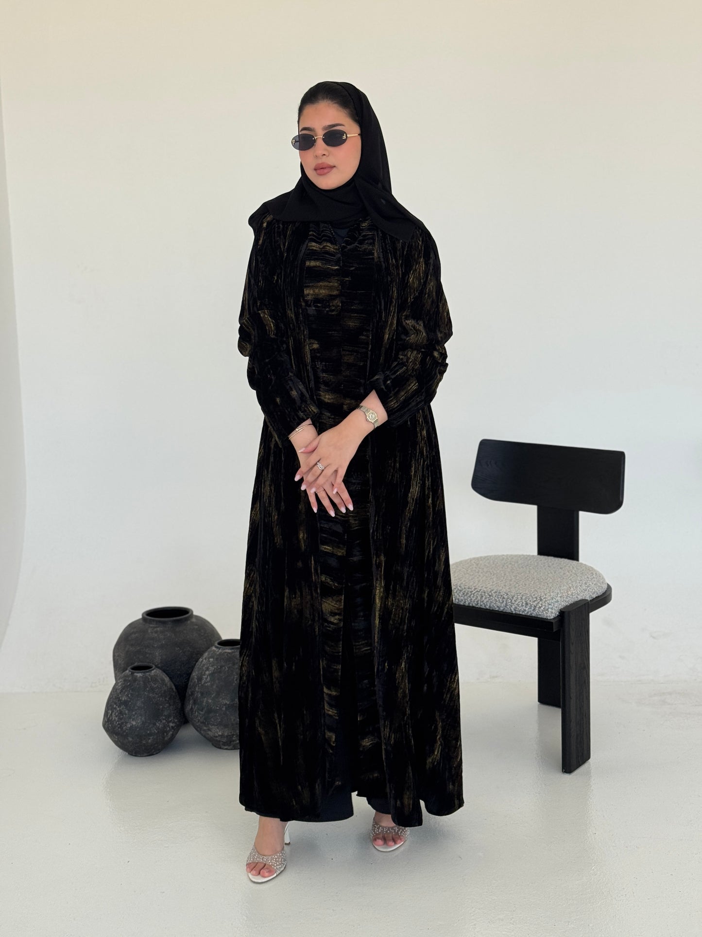 FAB234- Black & Gold Marble Velvet A-Cut Abaya